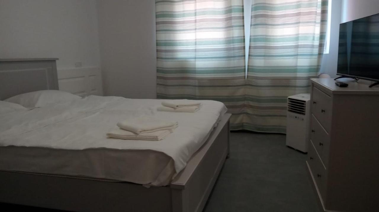 Hunedoara Sport Confort Hotel Esterno foto